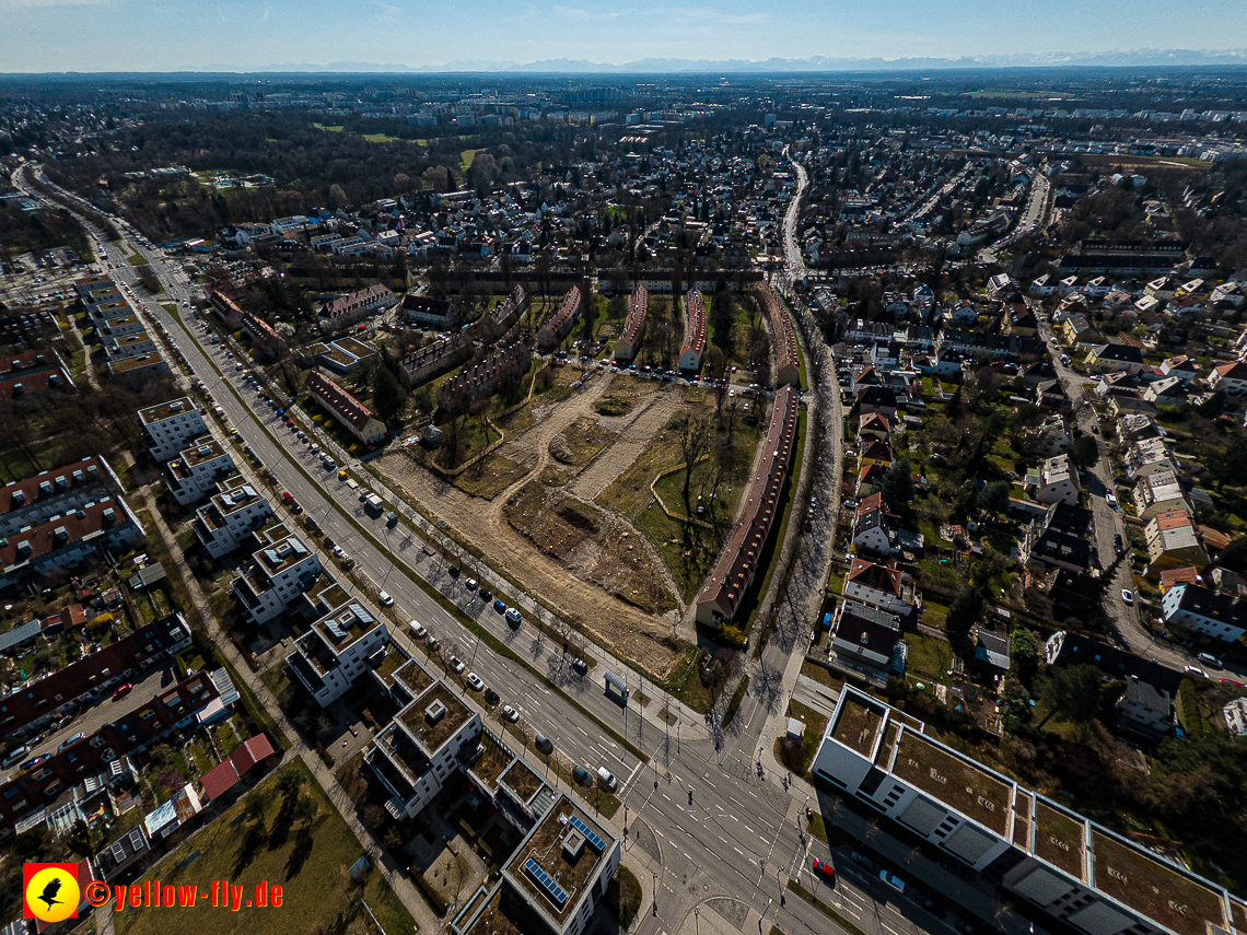 21.03.2023 - Luftbilder von der Baustelle Maikäfersiedlung in Berg am Laim